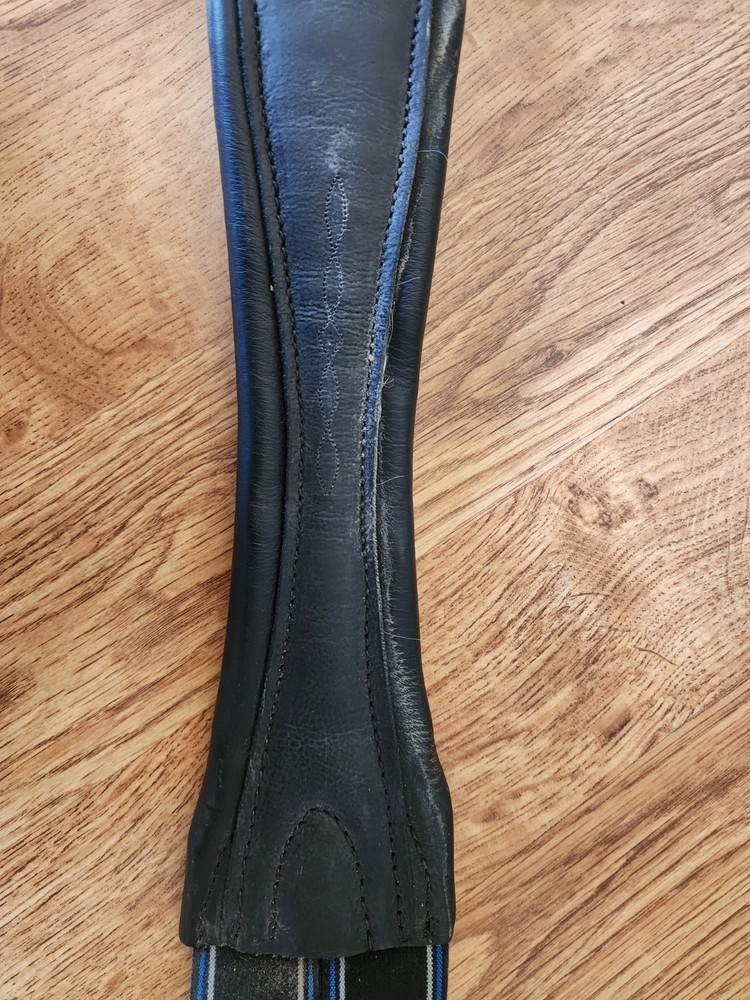 Stubben Leather Girth, Black, 105CM/42"