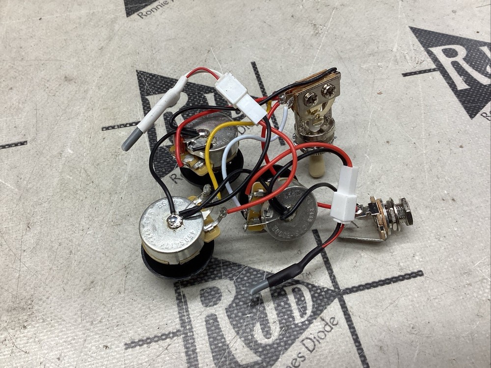 Epiphone 70’s Flying V Control Harness Electronics Quik Connect CTS