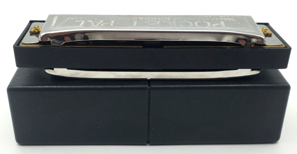 Hohner Pocket Pal Harmonica an Plastic Black Case Vintage