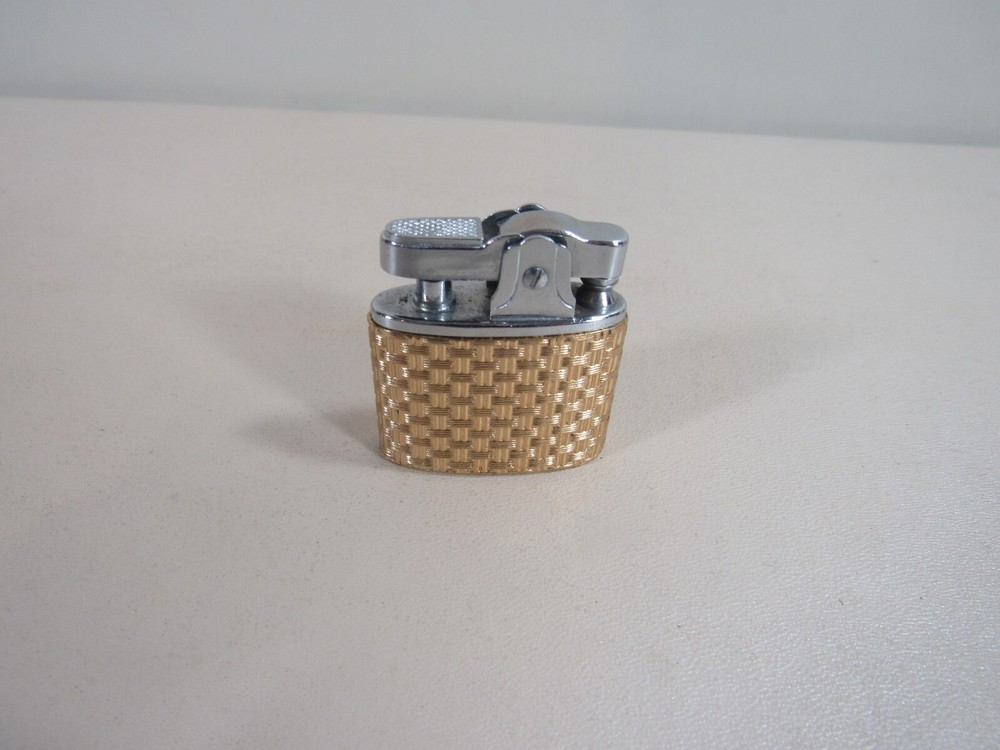 Napier Goldtone Lighter