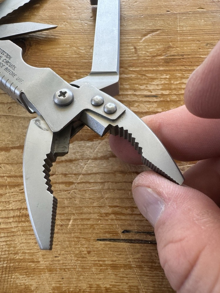 Klein Tools 1016 Electrical Maintenance Multi-Tool