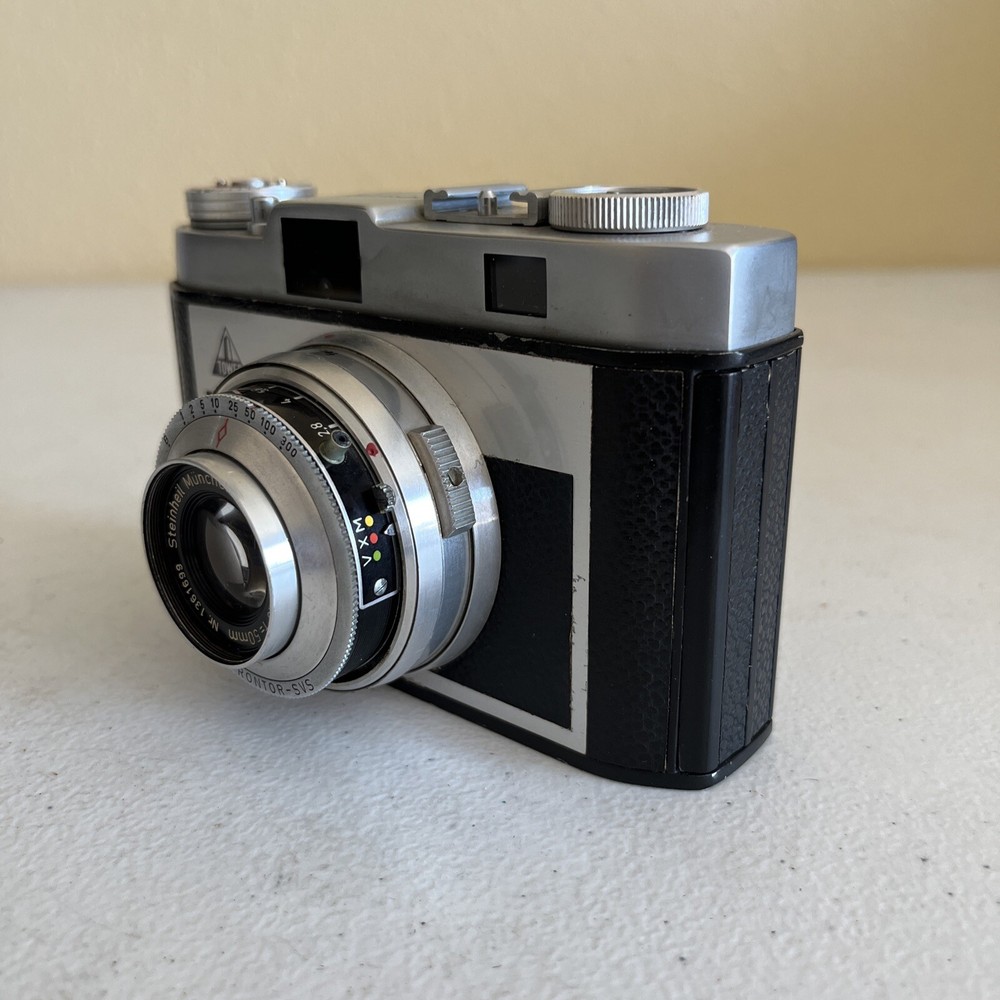 PHOTRIX-TOWER 51 RANGEFINDER 35 MM CAMERA/TESTED!