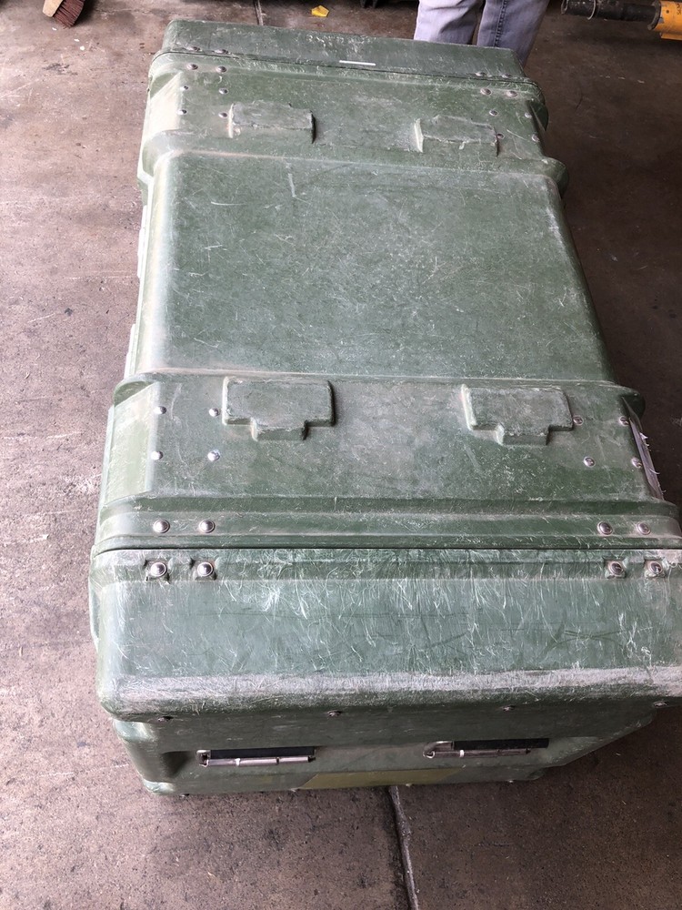 Hardigg Style Rack Mount Case General Dynamics Military Electronics Crate 38.5"