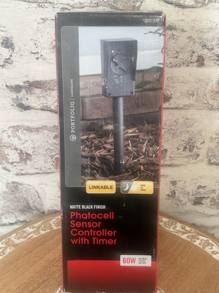 NEW Portfolio Photocell Sensor Controller with Timer 60W Matte Black #2851237