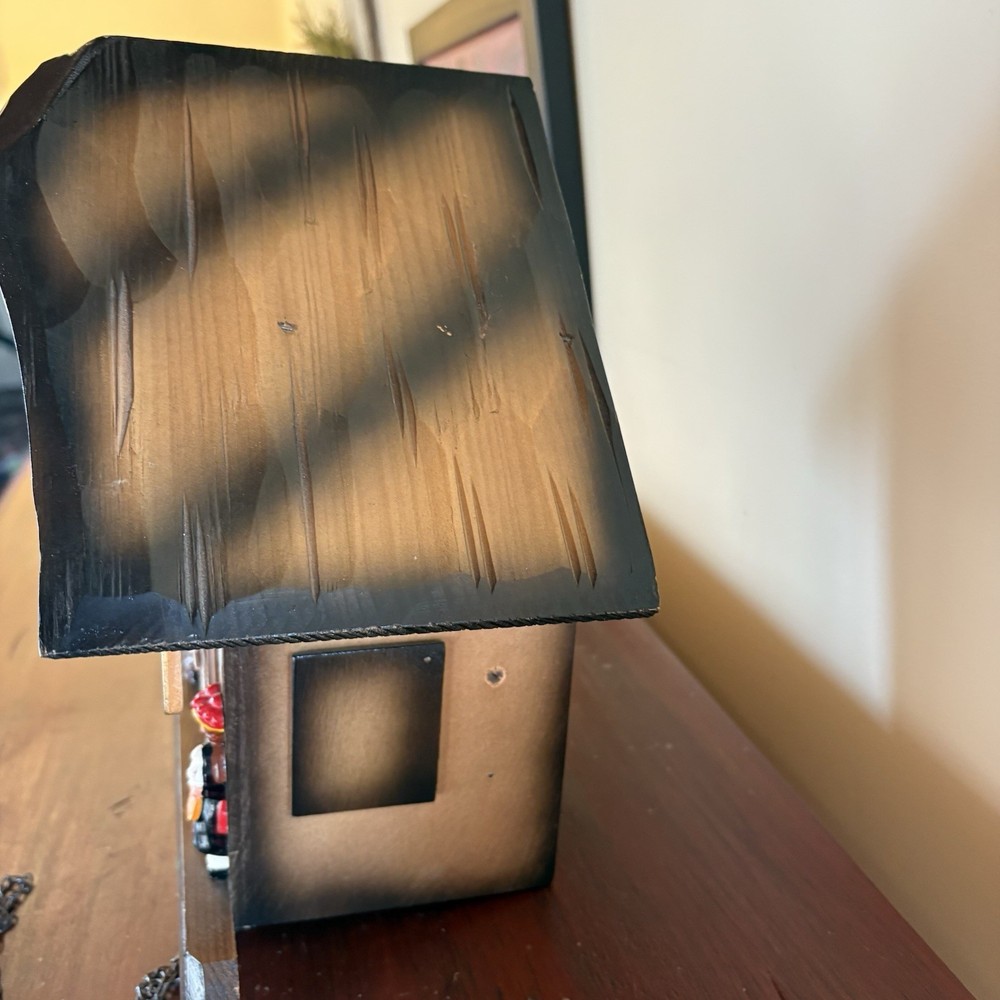 German Cuckoo Clock No Weights Or Pendulum