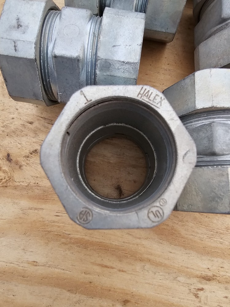 6 Halex Rigid Conduit Compression Coupling 1-Inch
