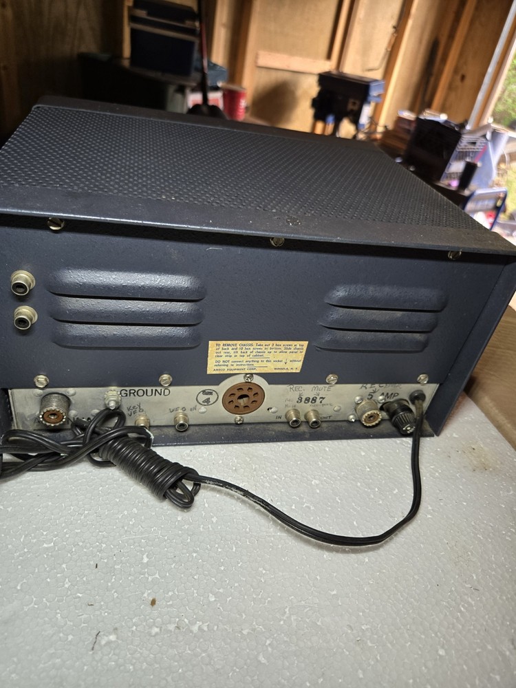 Nice Vintage Ameco Model TX-62 2 & 6 radio transmitter