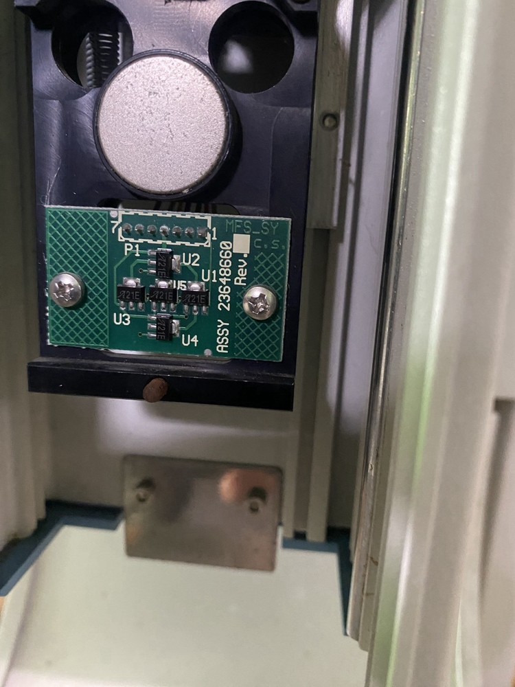 Thermo TriPlus AS Autosampler – w/ Cables, Cracked Cover Panel, Untested