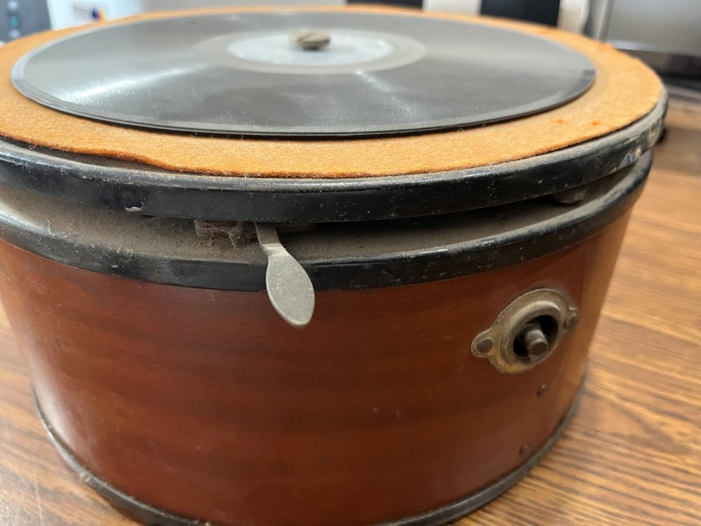 Phonograph Advertising Display - Not working