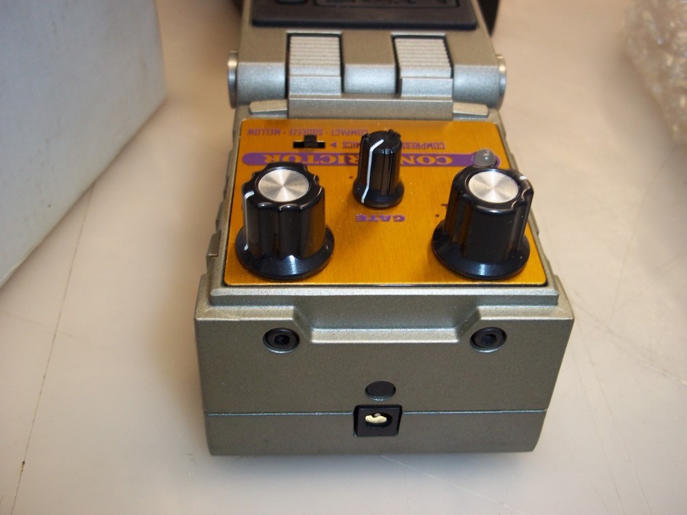 Line 6 Tone Core Constrictor Compressor Sustainer Guitar Effect Pedal