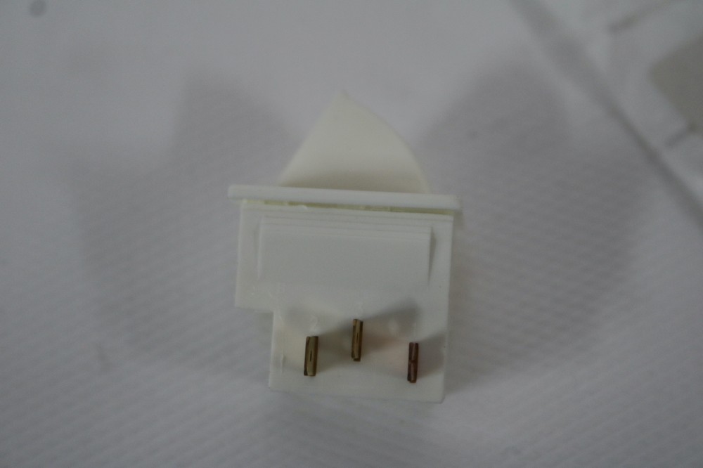Electrolux Loipart 087475 Refrigerator Microswitch Open Close Switch 1" x 0.8"