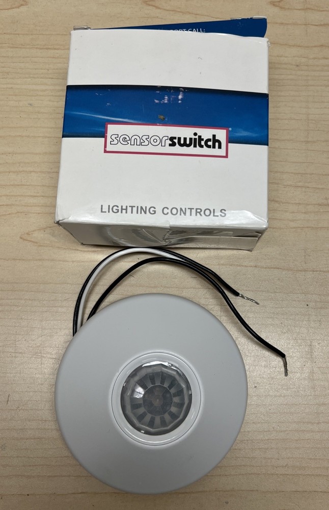 White Ceiling Mount Sensor light dual tech NEW 184CHA Sensor Switch CMR PDT 9