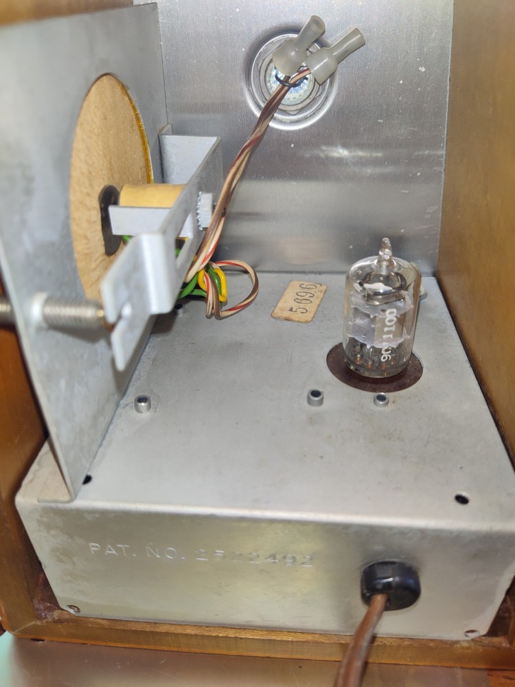 MCM Seth Thomas Electronic Metronome - Vacuum Tube Pulse & Light Timer