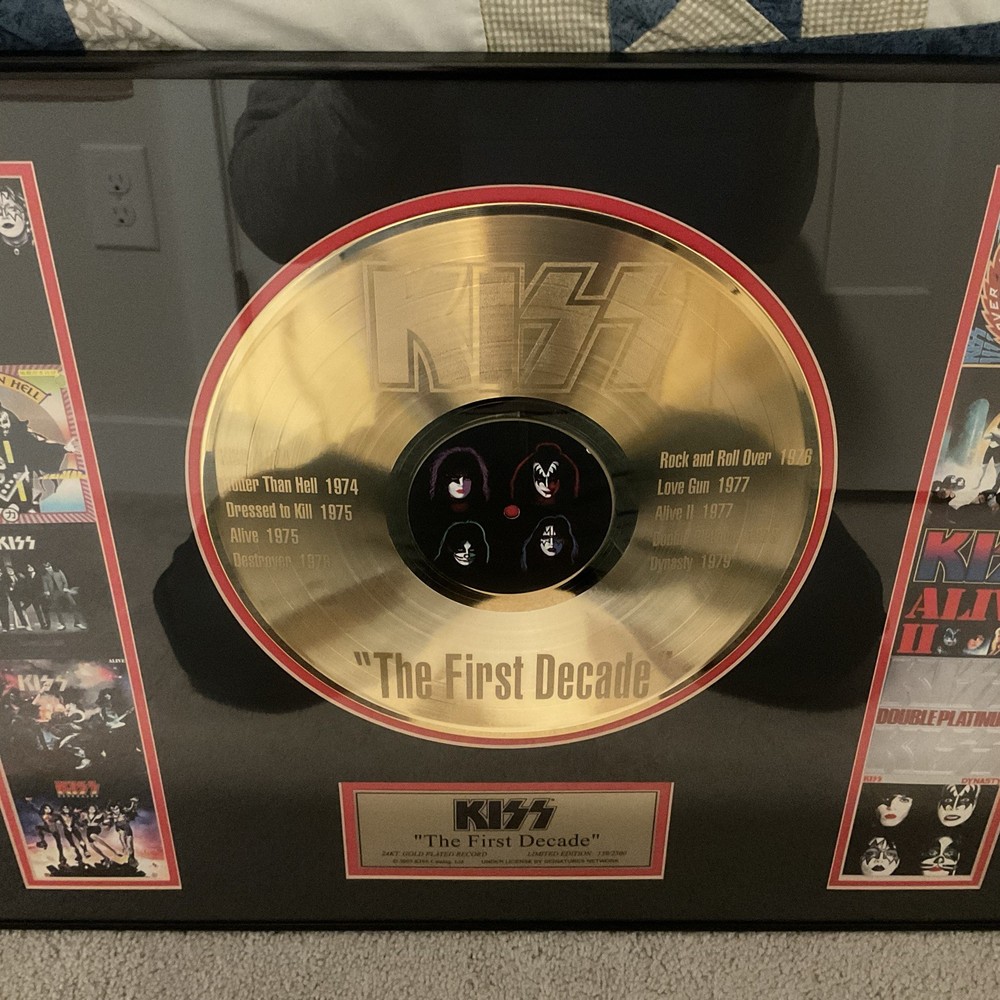 KISS RARE “THE FIRST DECADE” 2005 OFFICIAL 24KT GOLD WALL PLAQUE LIMITED EDITION
