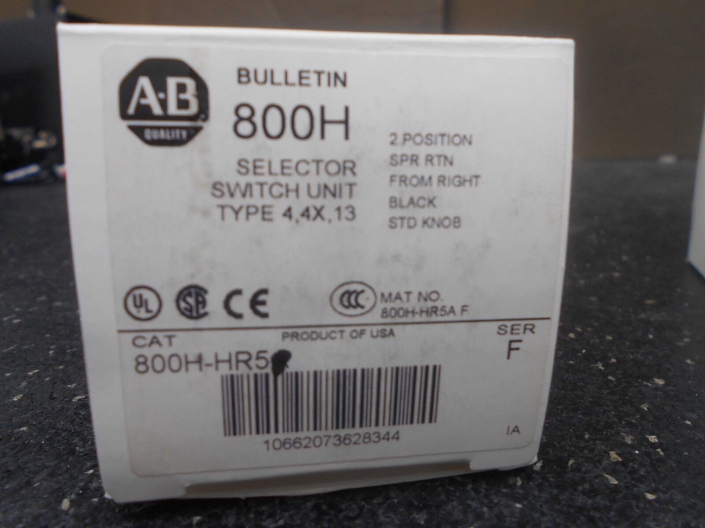 ALLEN BRADLEY 800H-HR5 2 POSITION SELECTOR SWITCH