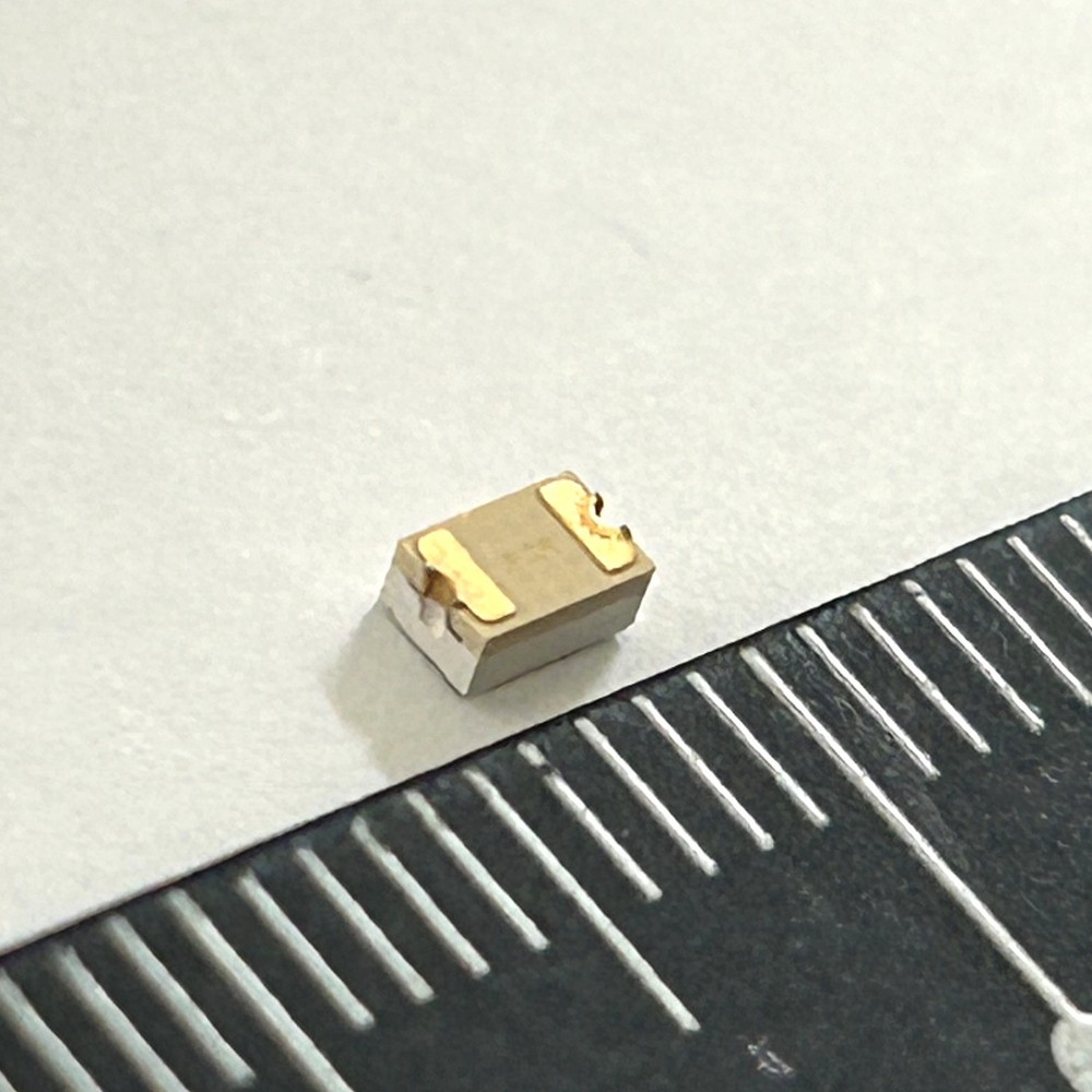 ROHM SEMICONDUCTOR SML-012UTT86A(GREEN) 20pcs. new