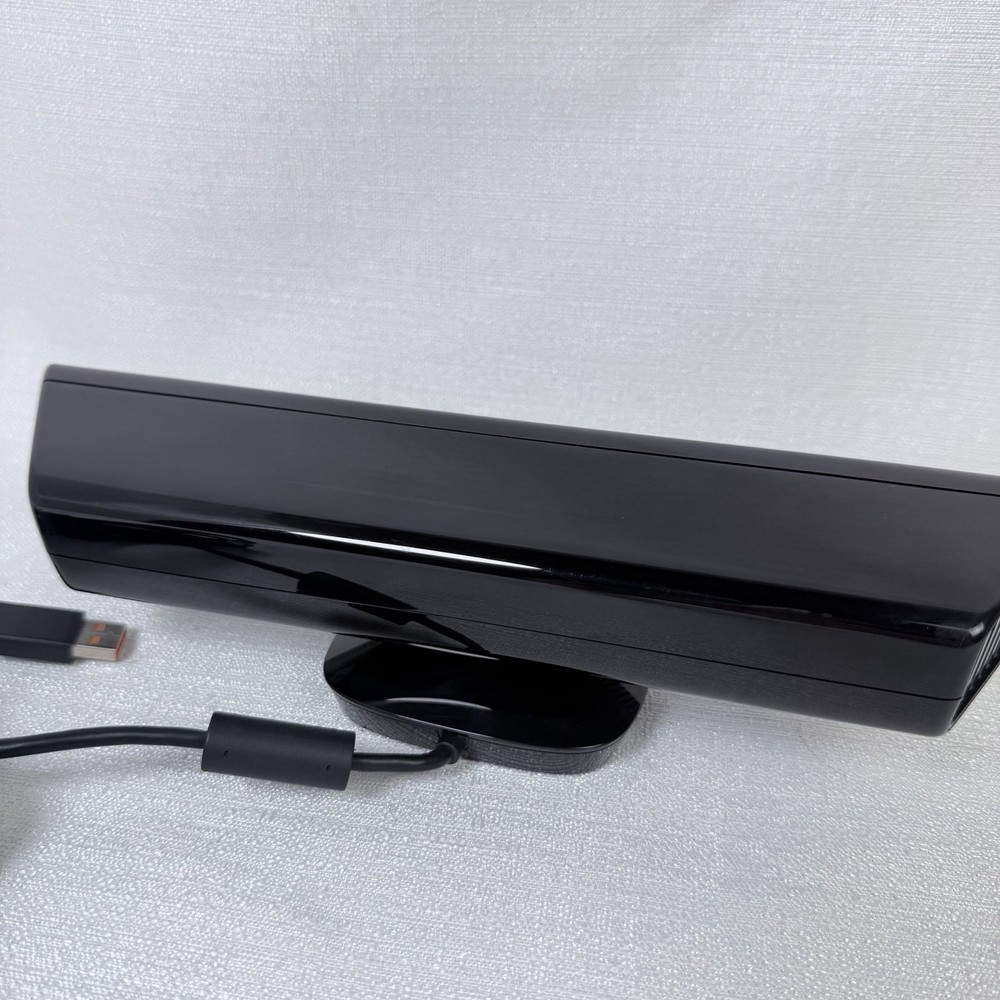 Microsoft Xbox 360 Kinect Sensor Model 1414 Black Tested/Works