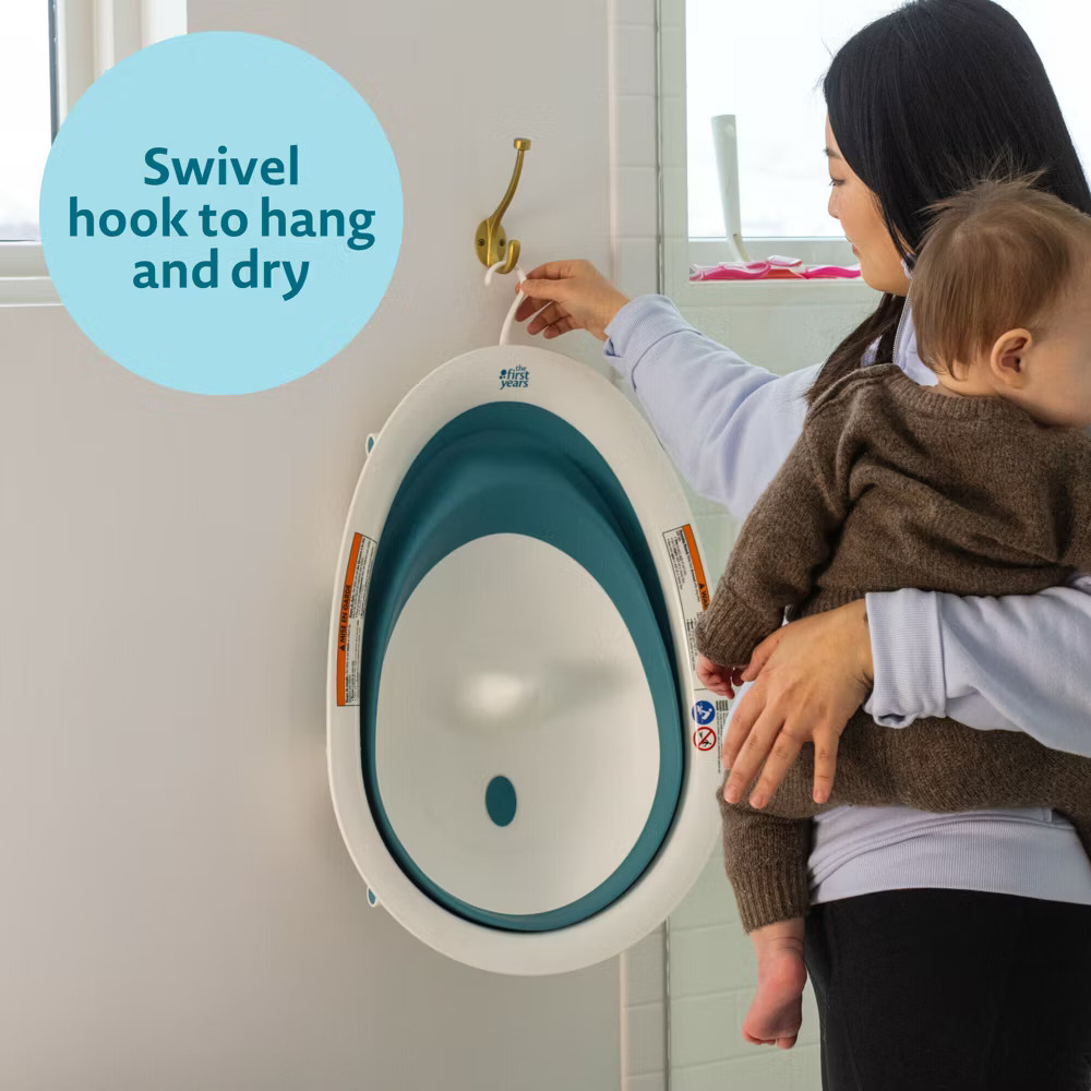 The First Years Infants and Toddlers Sure Comfort Collapsible Baby Bathtub