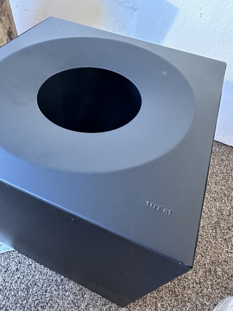 Ameri-Tec 6HS-RSA12 6" Chimney Stove Pipe Roof Support Box Kit w/ Wall Adapter