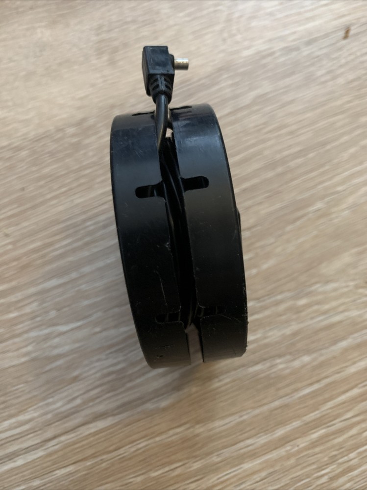 Misc Photography lighting trigger cables.