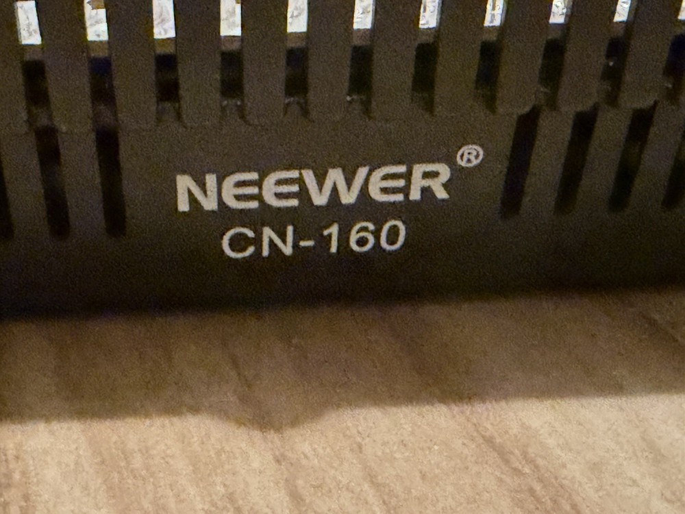 Neewer CN-160 LED Light Panel