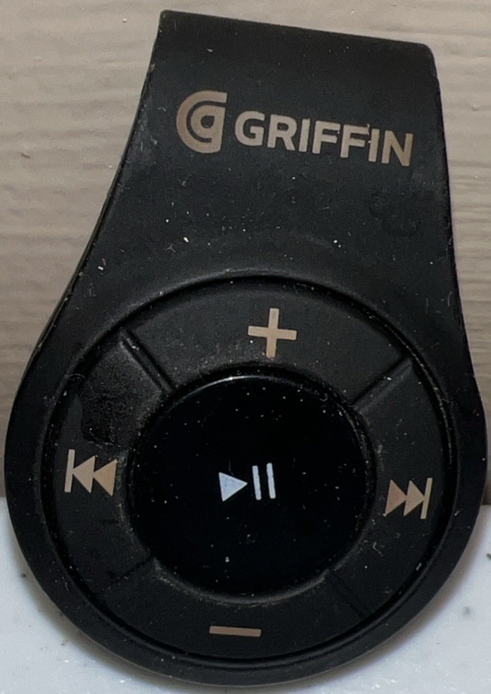 FOR PARTS Griffin iTrip Clip Bluetooth Audio Adapter Black! 🍀