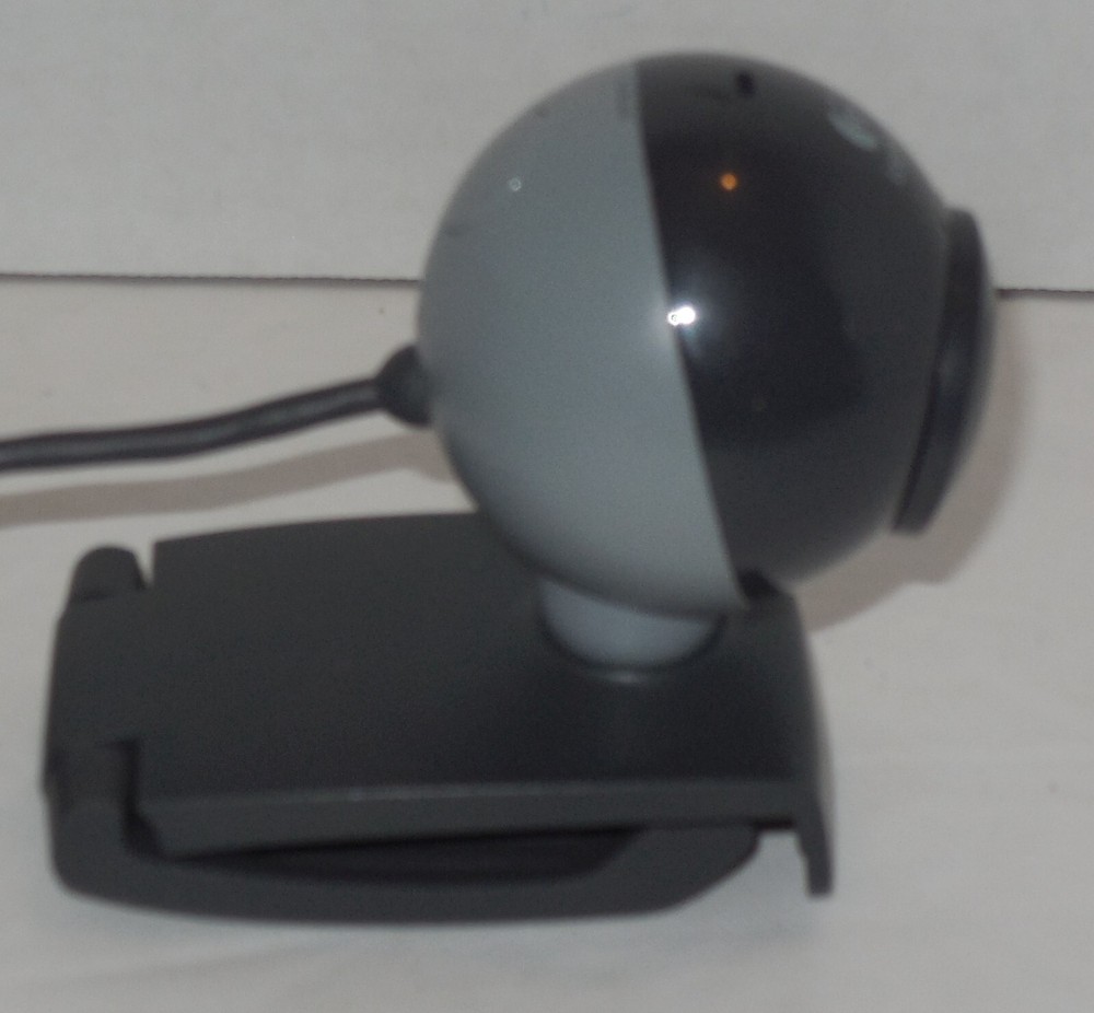 Logitech Webcam with built in Mic Model V-U0011