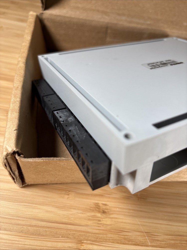 HID VertX V100 Dual Door/Reader Interface (70100AEPON) Reader/Position/REX Input