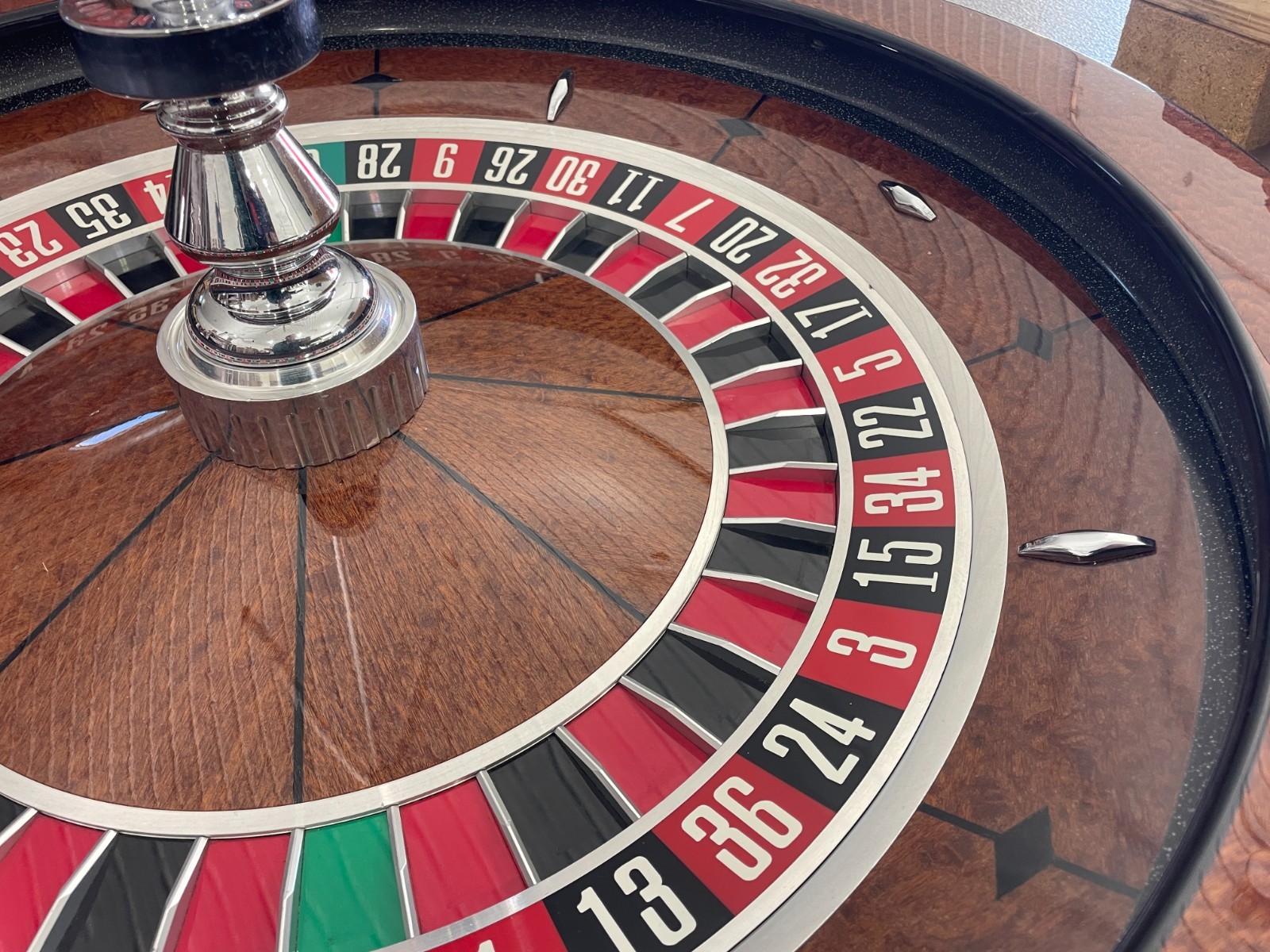 Roulette Wheel 32" TCS John Huxley (shipping by freight) FREE #16025