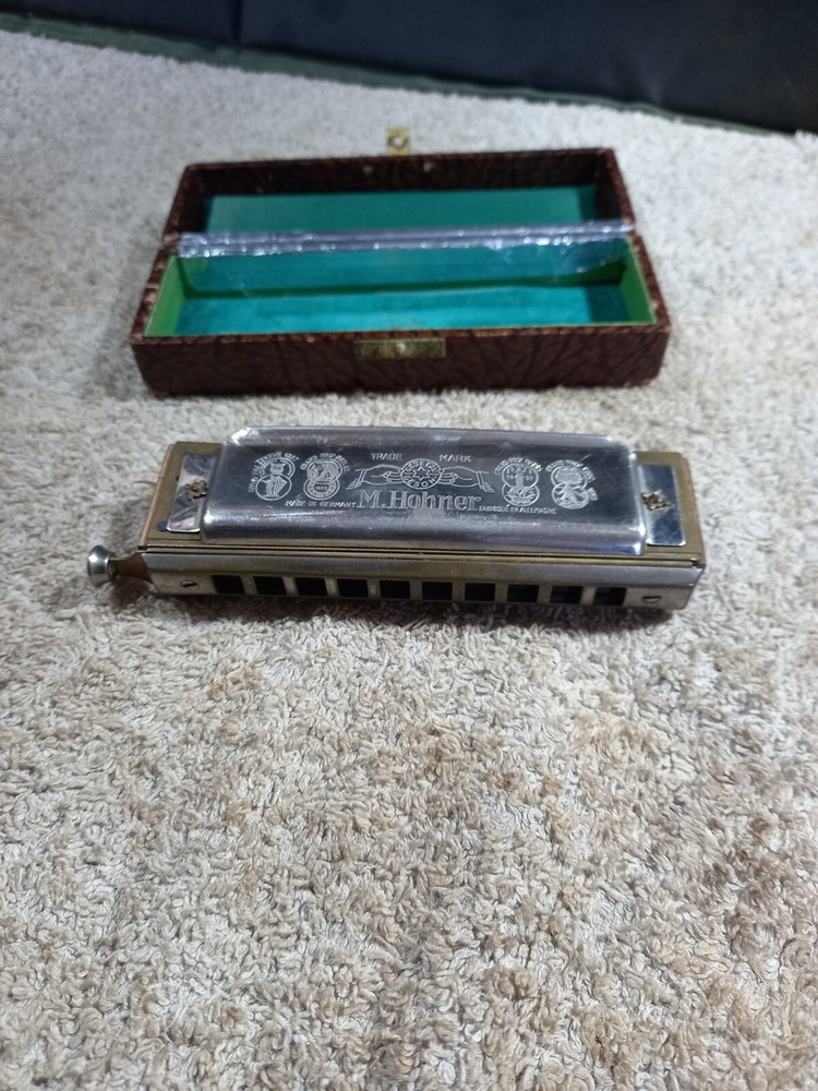M.Hohner The Chromonica