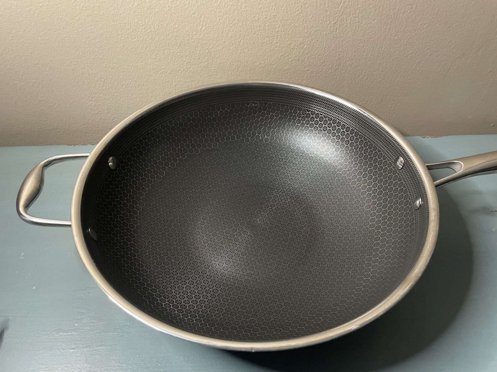 Hexclad 12" Wok Hybrid Stainless Steel Nonstick Pan Used no lid (W19)