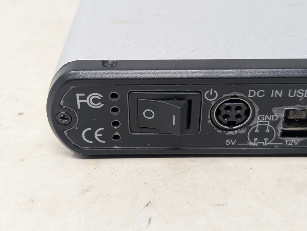 Bason Computer USB FireWire External Hard Drive Enclosure Untested 250GB (107)