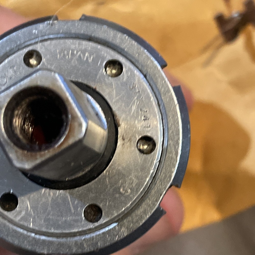 Suntour Microlite Grease Guard Bottom Bracket