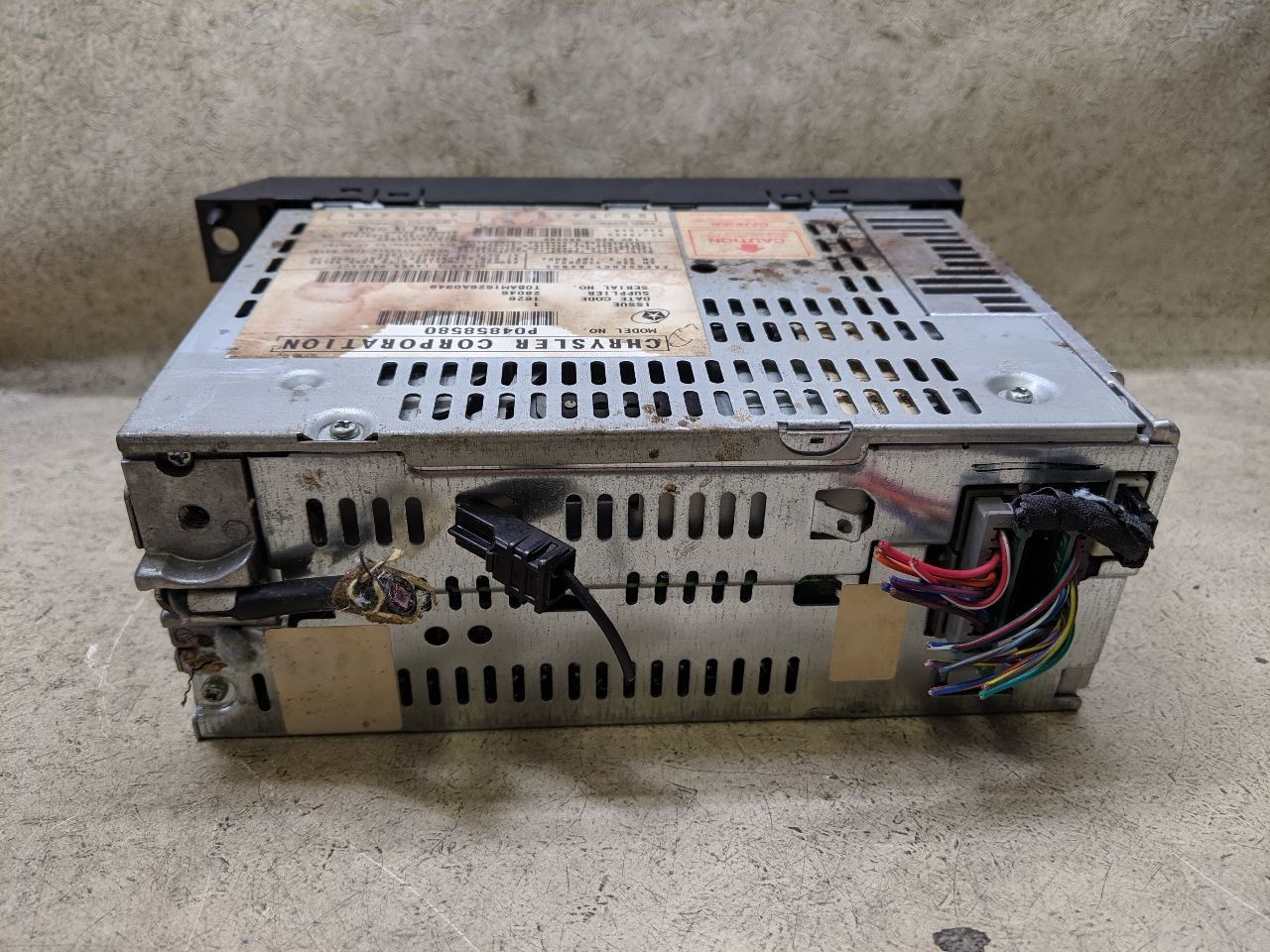 Stereo Radio AM FM CD Cassette 04858580 Fits 99-02 CHRYSLER 300M pc5-203664