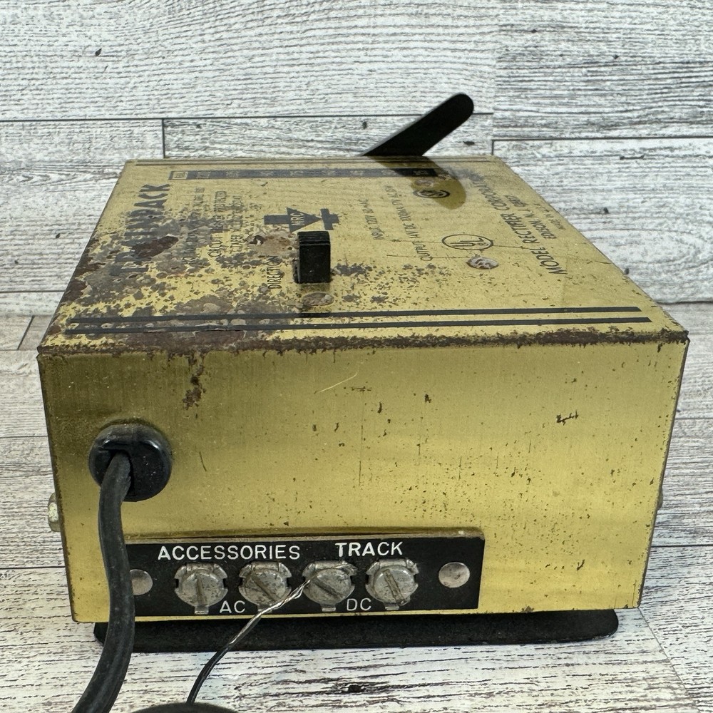 MRC Train pack HO Train Control Model 100 USA Model Rectifier Corp