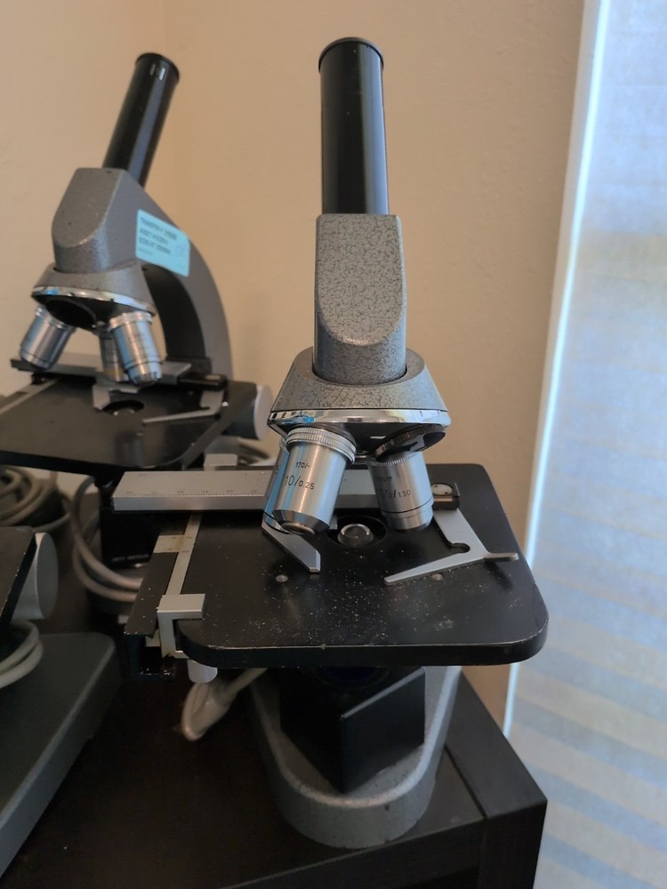 Lot Of 4eitz microscope ( Light Will Not Come On )