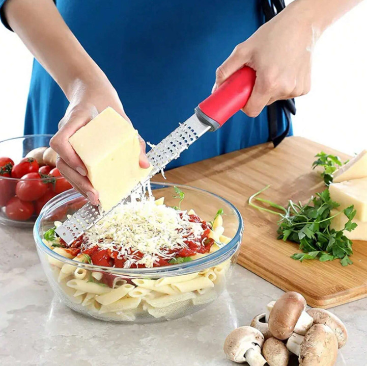 Stainless Steel Lemon Zester & Cheese Grater - Multifunctional Kitchen Tool