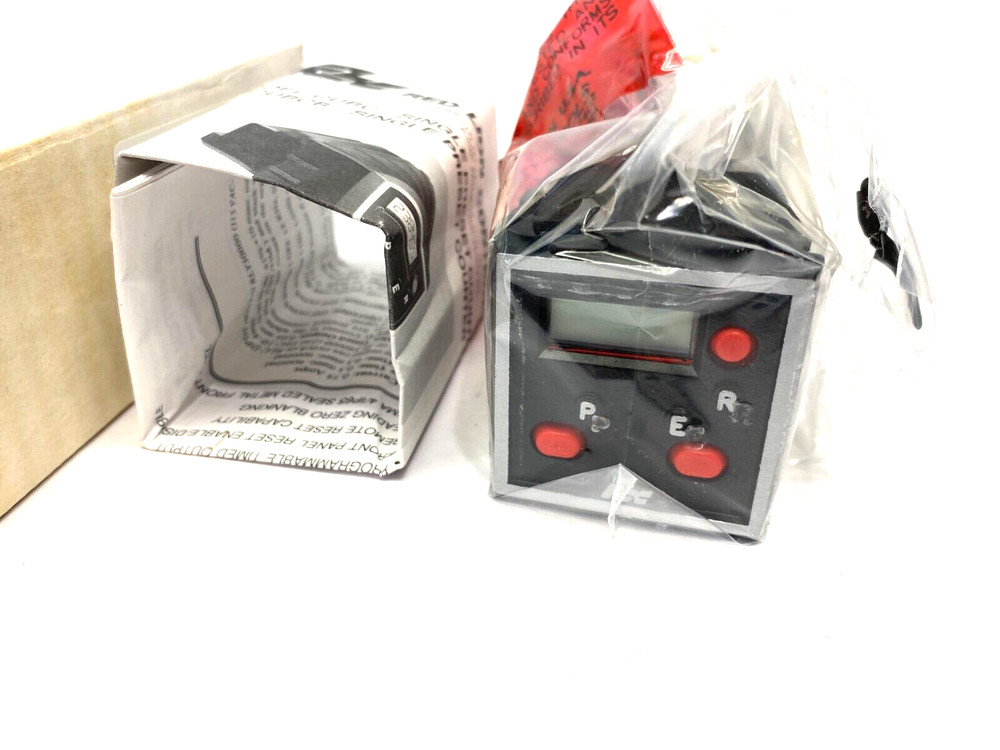 Red Lion CUBCB030 Single Preset Counter w/ Batch Indication 10-28VDC
