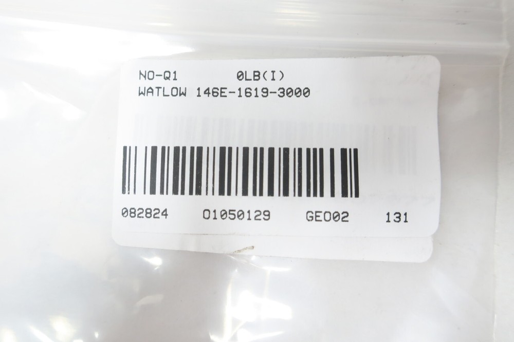 Watlow 146E-1619-3000 Temperature Controller 32-1470f 120v-ac