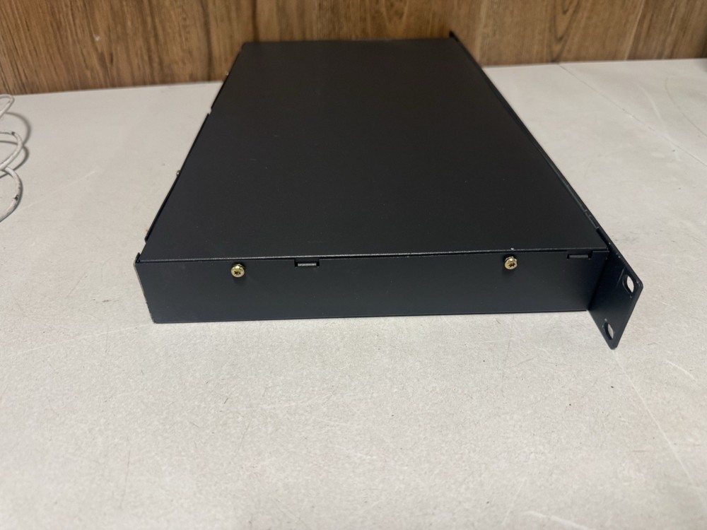 MGE UPS MultiSlot Network Card 5102921300 Rack Mount Interface