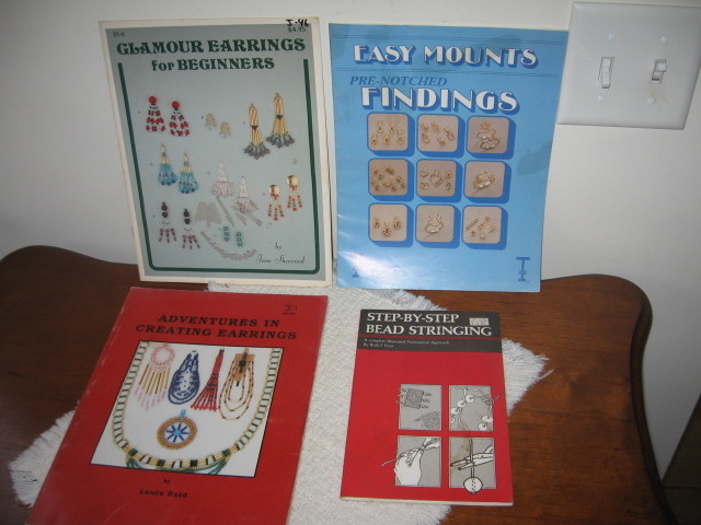 4 Beading Booklets: Step-By-Step Stringing, Glamour, Earrings, Mounts VGUC