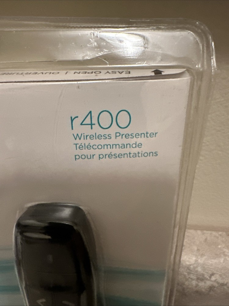 Logitech r400 Wireless Presenter Remote Control, Black "C7E"