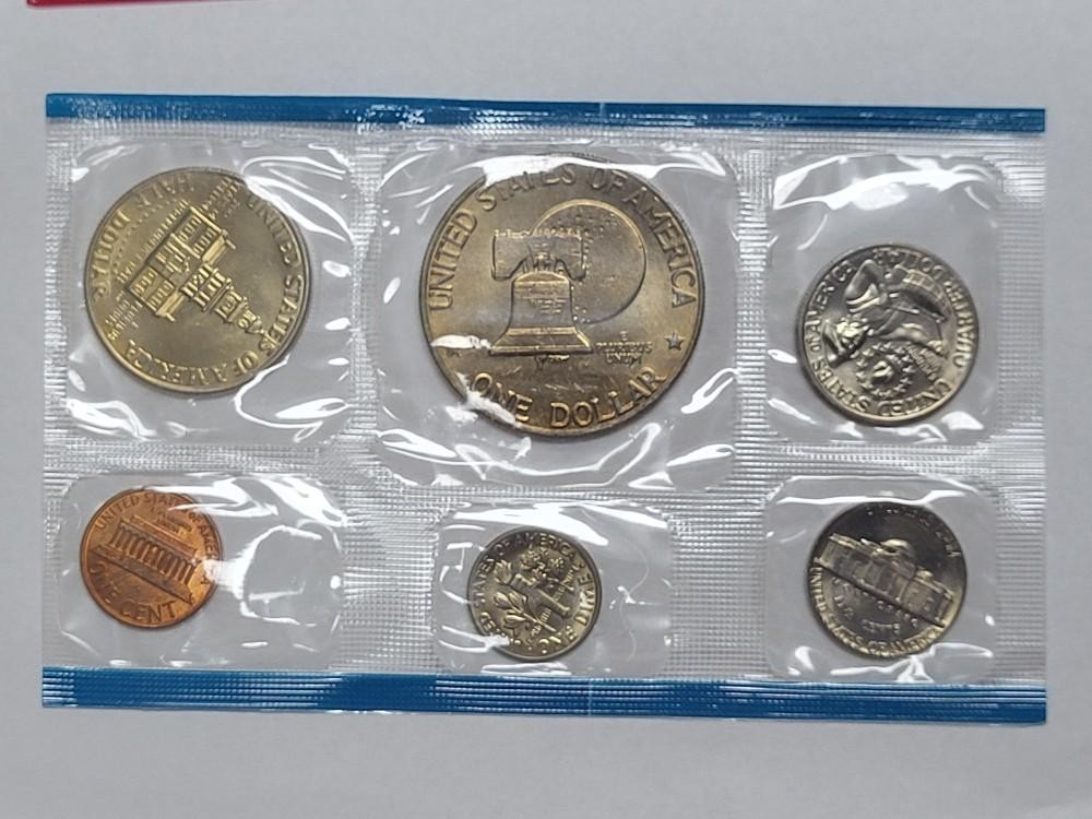 Full Set of 1976 UNCIRCULATED coins Philadelphia Never touched almost 50 years D
