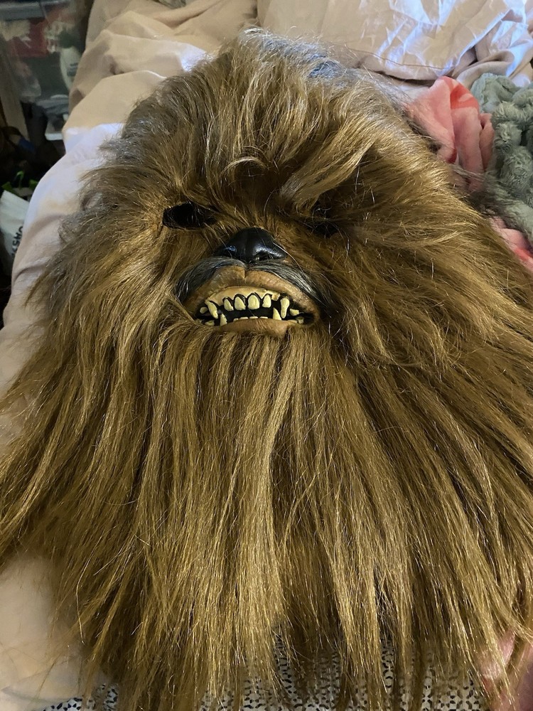 Authentic Star Wars Chewbacca Mask From Mid 2000’s￼