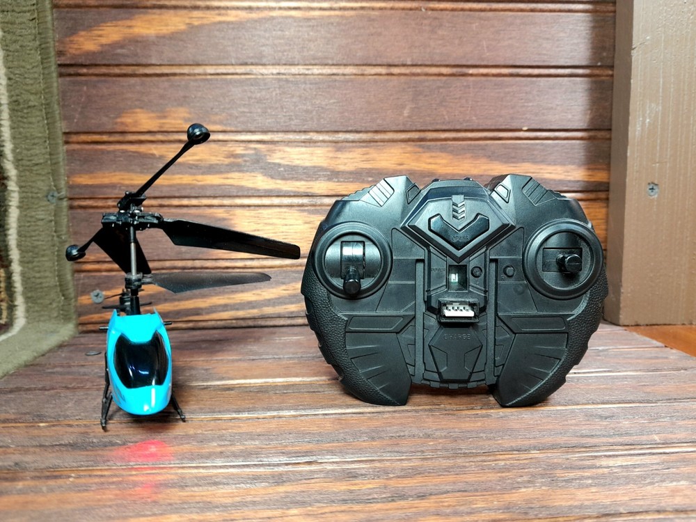 Toy Cube 2-Channel IR Remote Control Helicopter, Needs Internal Battery Changed