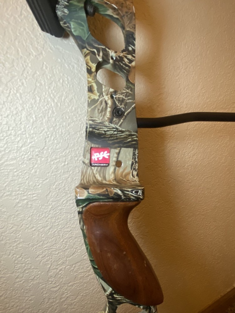 PSE Fire Elite 33 Compound Bow