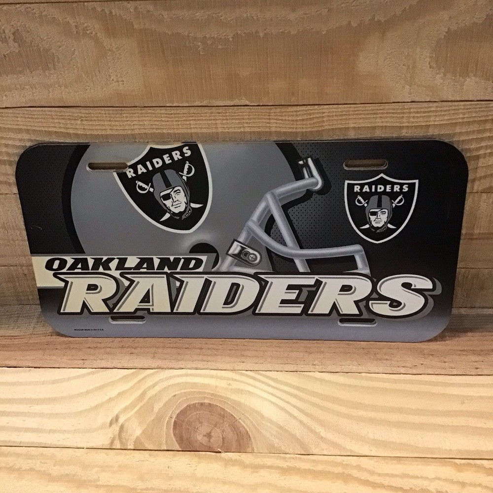 Oakland Raiders Auto Tag Plastic