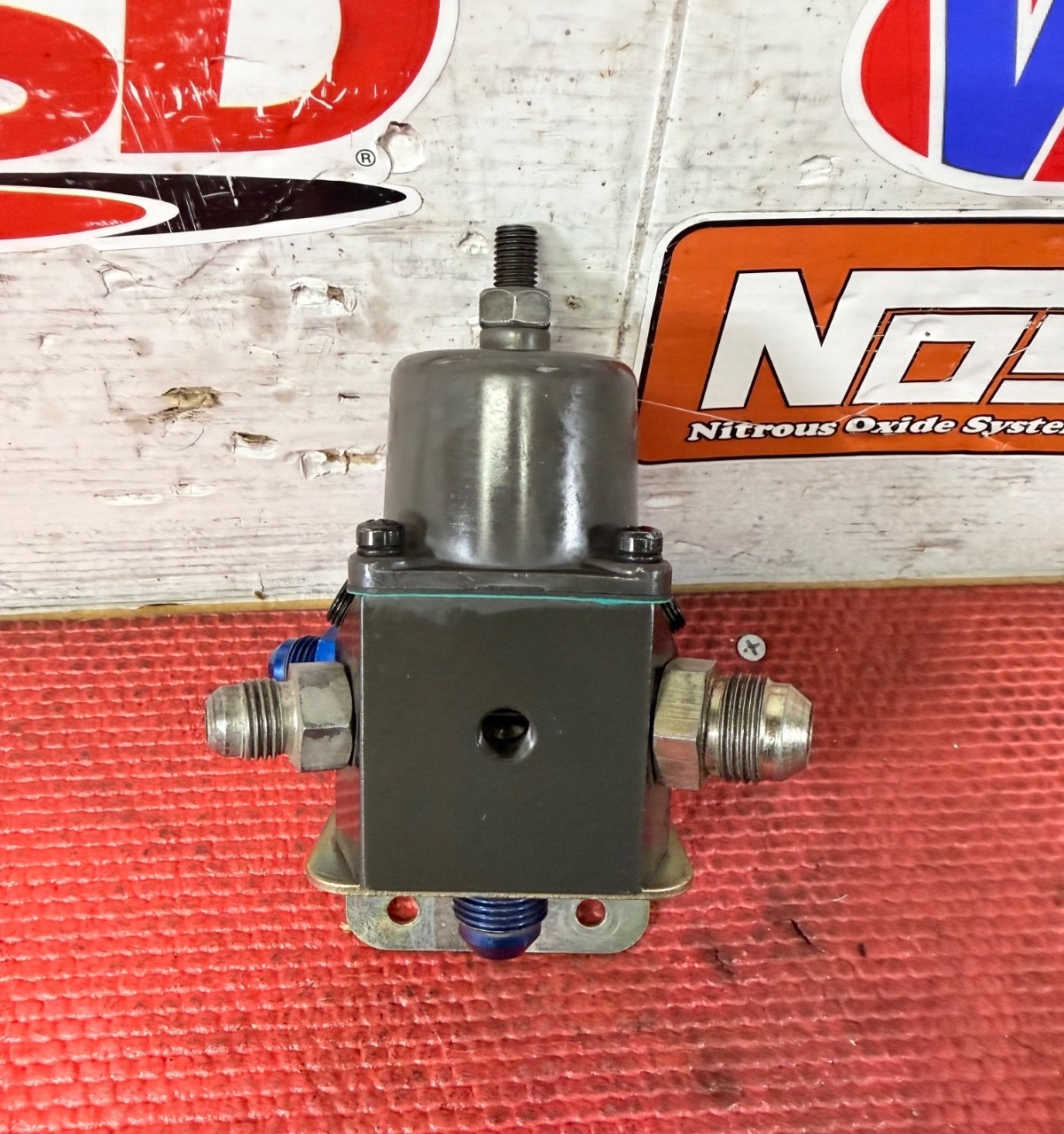 HOLLEY ALUMINUM BILLET CARBURETED FUEL PRESSURE REGULATOR 4.5 - 9 PSI