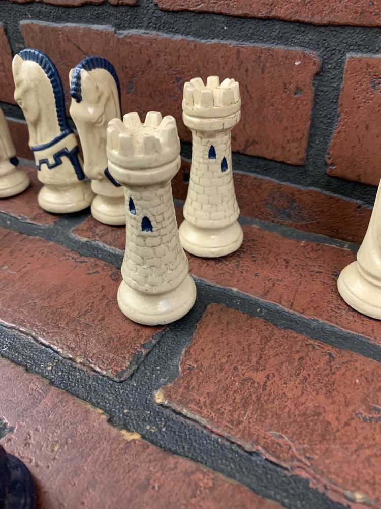 Vintage Chess Pieces Ceramic Medieval White Blue 31pcs