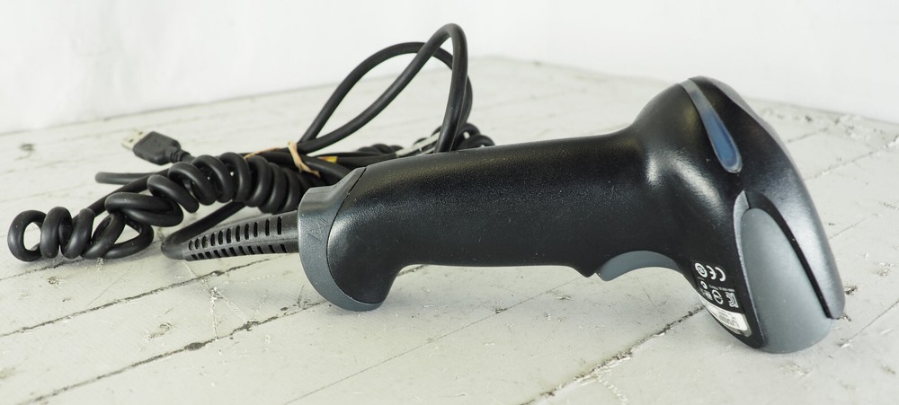 Honeywell Model 1900 Barcode Scanner With Cable